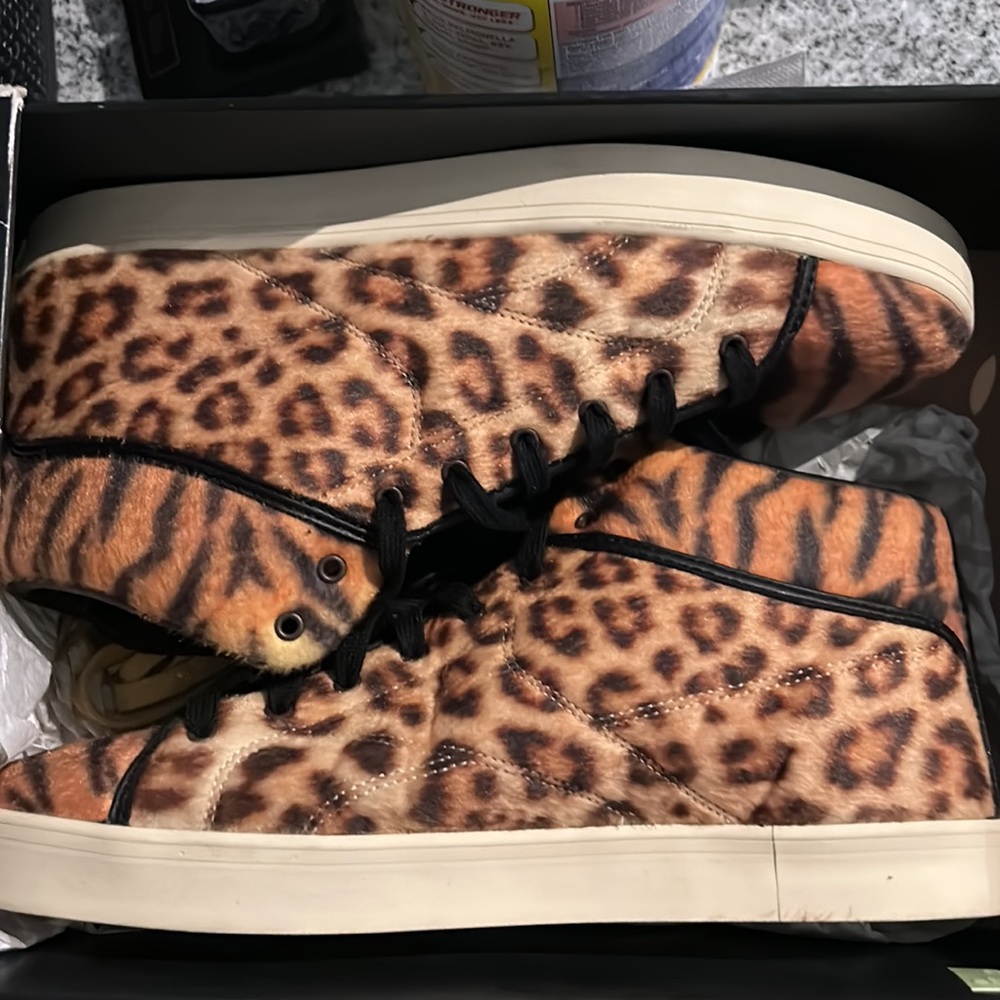 Reebok T Raaw - Picture 2 of 7